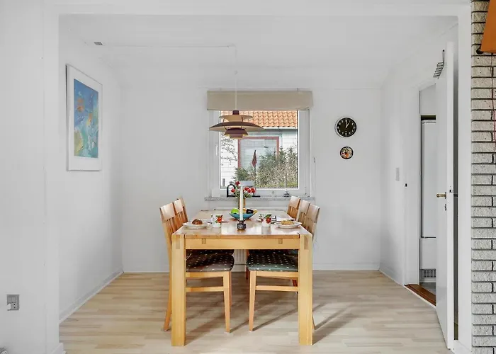 Cozy In With Wifi Гедсер